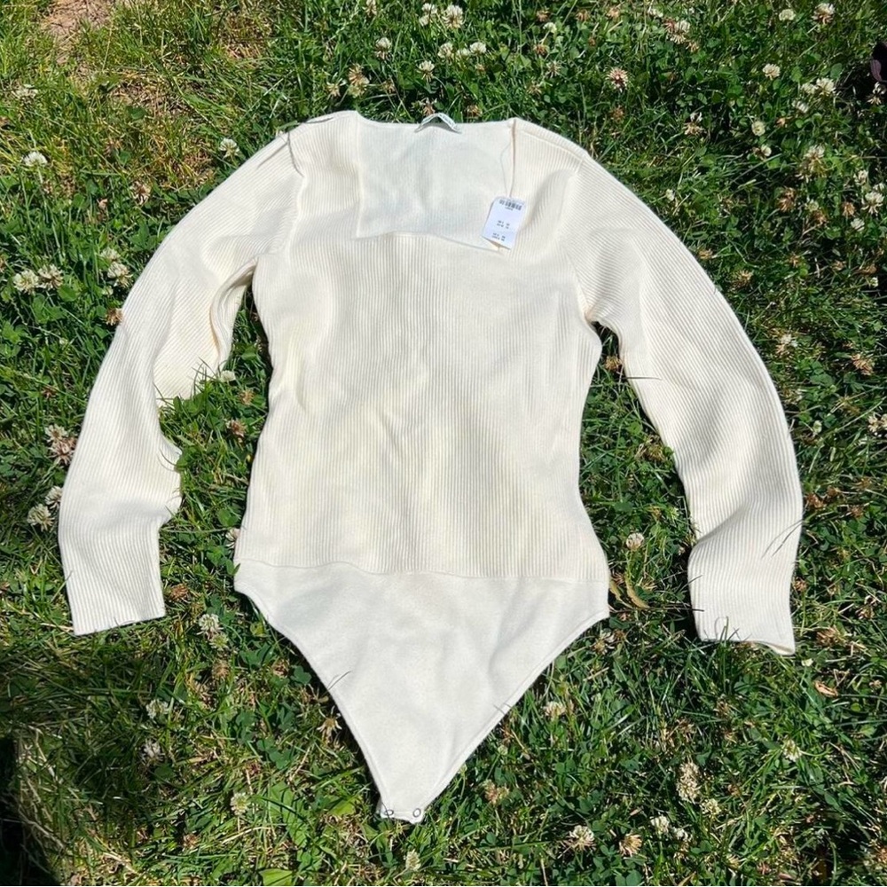 Abercrombie & Fitch Cream Ribbed Long-Sleeve Bodysuit
